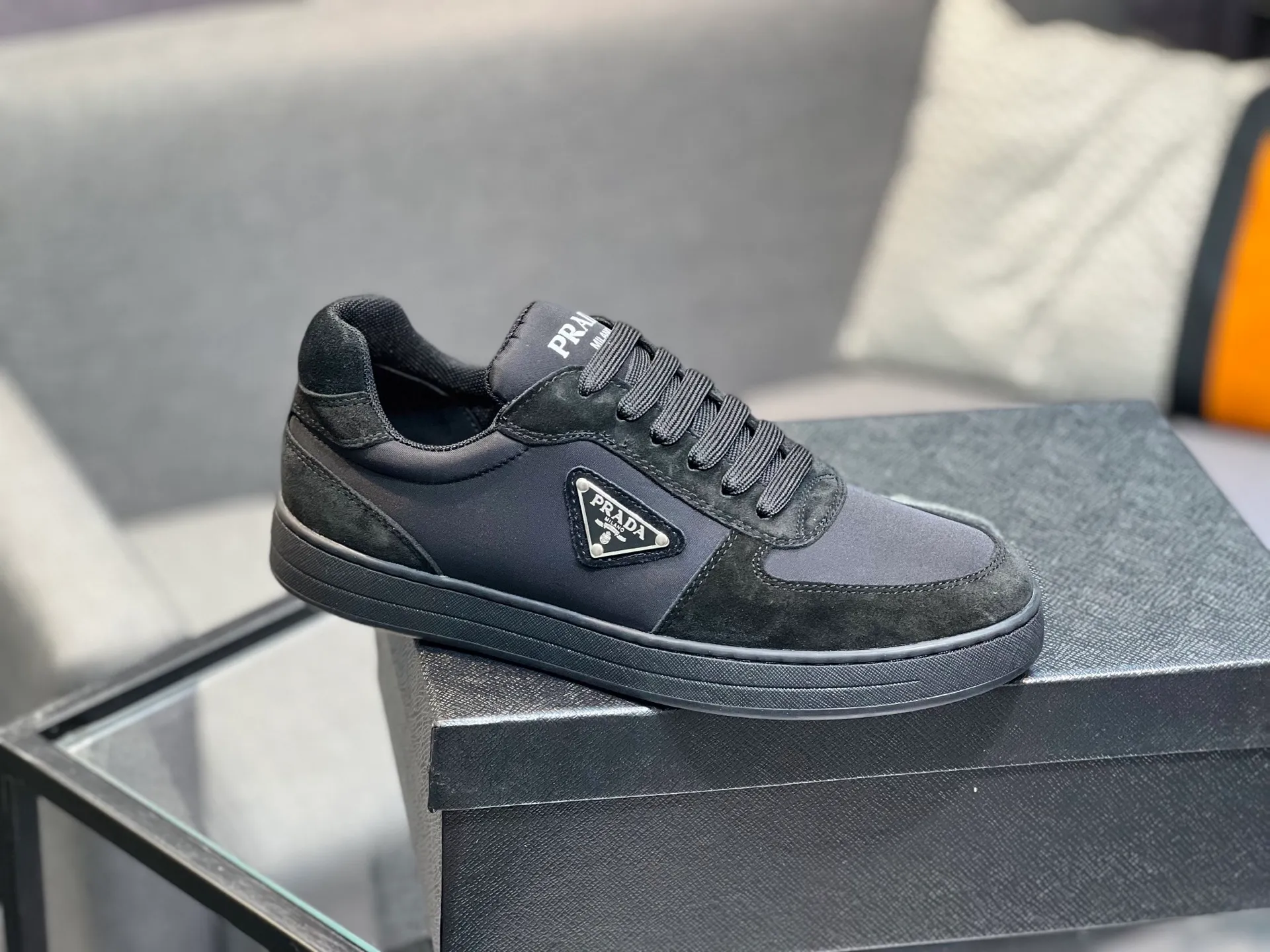 Men's men's shoes 💰440 [PRADA—Prada] latest model 🙈original replica! 👟👟👟Available here. The workmanship is top-notch. The upper is made of Italian 🇮🇹Imported calfskin. ❗️Breathable genuine leather lining @Suitable for travel. The original version has an enlarged engraved sole, making it suitable for all kinds of travels, showing low-key luxury. Let quality speak for itself. Color: Size: 38-44